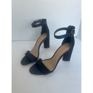 NWT Gianni Bini Joenah Navy Satin Ankle Strap Block Heel 2 Pc Dress Sandals 10M